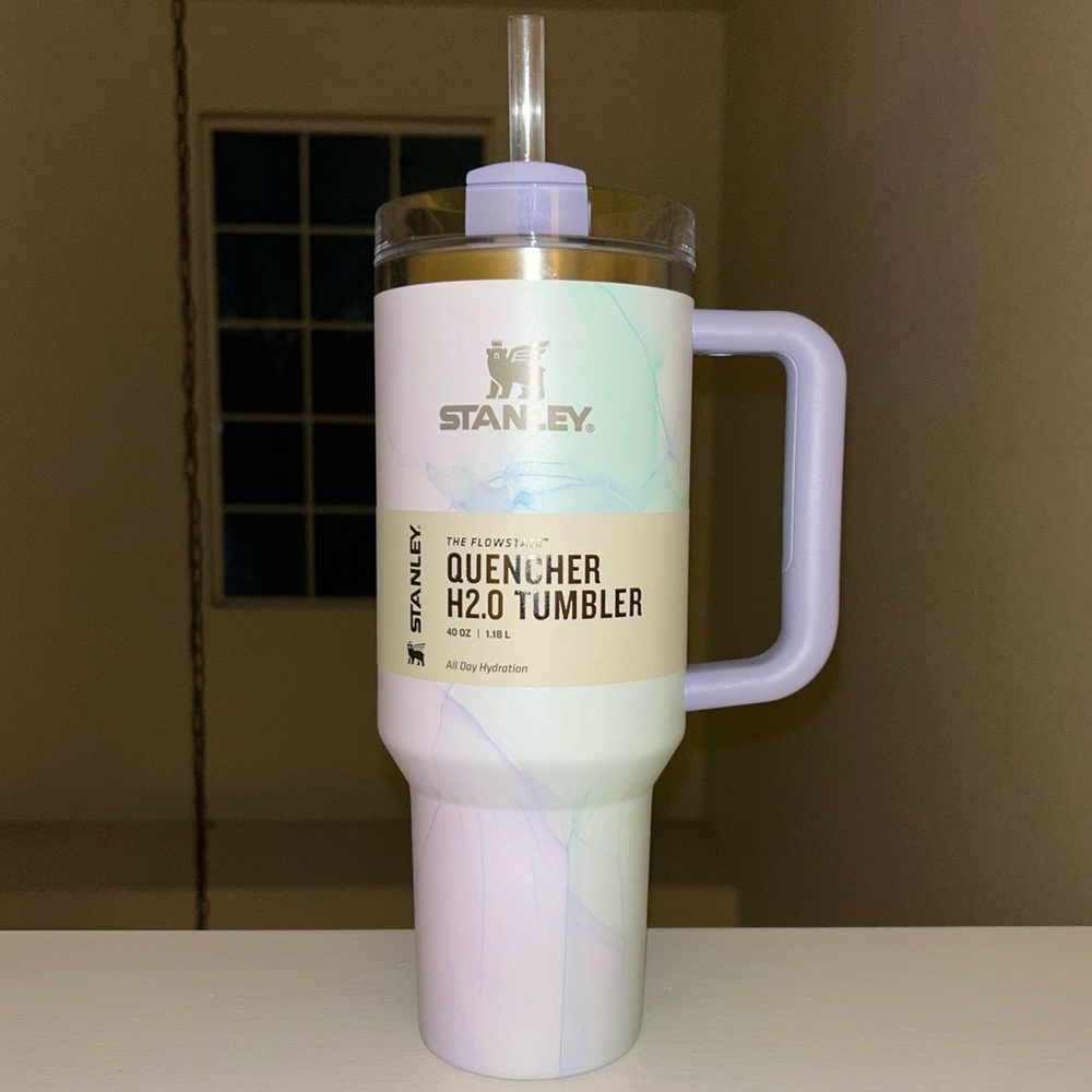 New Watercolor Dusk Stanley H2.0 Quencher 40 oz tumbler